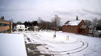 Weather camera view of Antwerp Primary School.