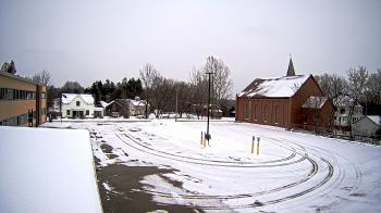 Weather camera view of Antwerp Primary School.