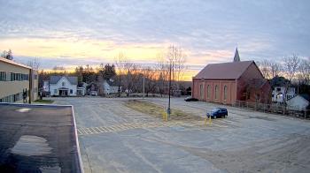 Weather camera view of Antwerp Primary School.