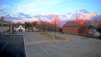 Weather camera view of Antwerp Primary School.