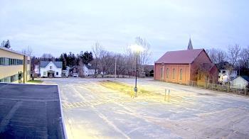 Weather camera view of Antwerp Primary School.