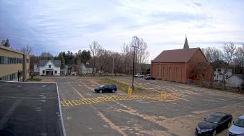 Weather camera view of Antwerp Primary School.