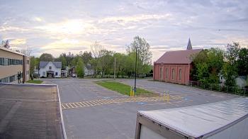 Weather camera view of Antwerp Primary School.
