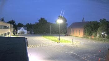 Weather camera view of Antwerp Primary School.