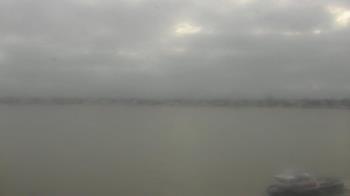 Weather camera view of SBPG Port Ship Service Arabi.