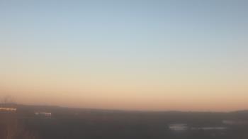 Weather camera view of Anne Arundel CC at AMIL.