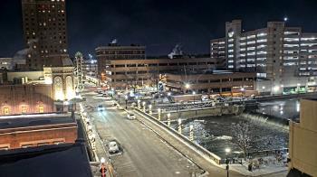 Weather camera view of City of Aurora IL.