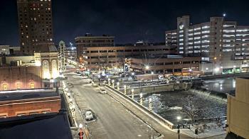 Weather camera view of City of Aurora IL.