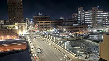 Weather camera view of City of Aurora IL.