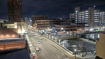 Weather camera view of City of Aurora IL.