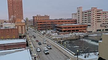 Weather camera view of City of Aurora IL.