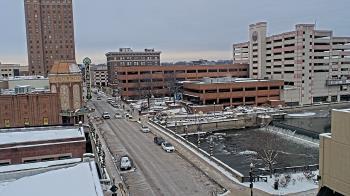 Weather camera view of City of Aurora IL.
