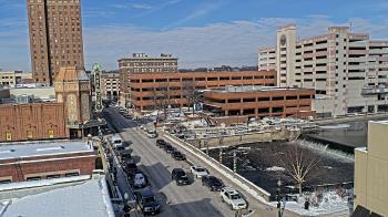 Weather camera view of City of Aurora IL.