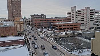 Weather camera view of City of Aurora IL.