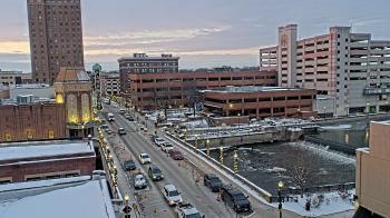 Weather camera view of City of Aurora IL.