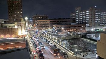 Weather camera view of City of Aurora IL.
