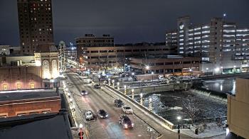 Weather camera view of City of Aurora IL.