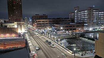 Weather camera view of City of Aurora IL.