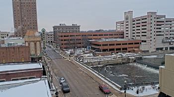 Weather camera view of City of Aurora IL.