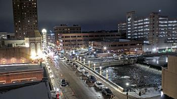 Weather camera view of City of Aurora IL.