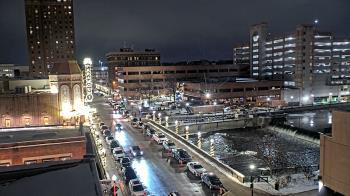 Weather camera view of City of Aurora IL.