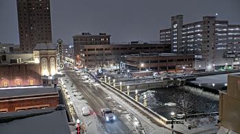 Weather camera view of City of Aurora IL.