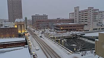 Weather camera view of City of Aurora IL.