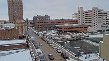 Weather camera view of City of Aurora IL.