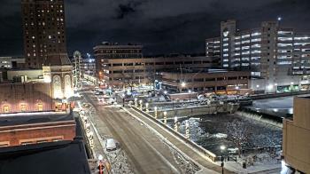 Weather camera view of City of Aurora IL.