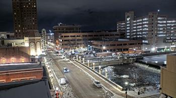 Weather camera view of City of Aurora IL.