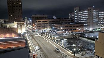 Weather camera view of City of Aurora IL.