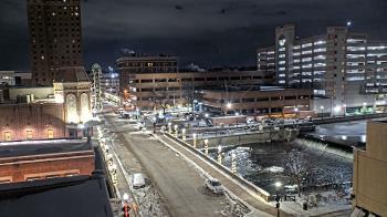 Weather camera view of City of Aurora IL.