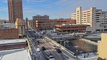 Weather camera view of City of Aurora IL.