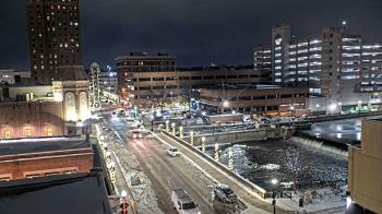 Weather camera view of City of Aurora IL.