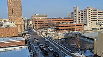 Weather camera view of City of Aurora IL.