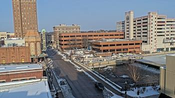 Weather camera view of City of Aurora IL.