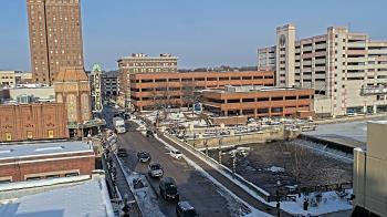 Weather camera view of City of Aurora IL.