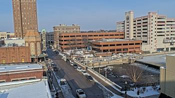 Weather camera view of City of Aurora IL.