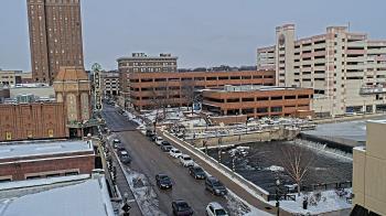 Weather camera view of City of Aurora IL.