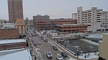 Weather camera view of City of Aurora IL.