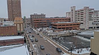 Weather camera view of City of Aurora IL.
