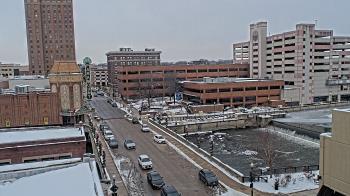 Weather camera view of City of Aurora IL.