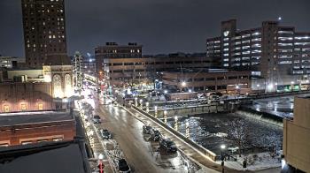 Weather camera view of City of Aurora IL.