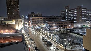 Weather camera view of City of Aurora IL.