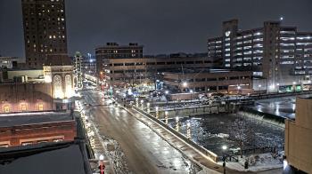 Weather camera view of City of Aurora IL.