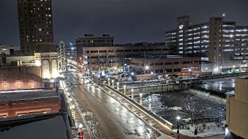 Weather camera view of City of Aurora IL.