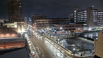 Weather camera view of City of Aurora IL.