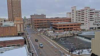 Weather camera view of City of Aurora IL.
