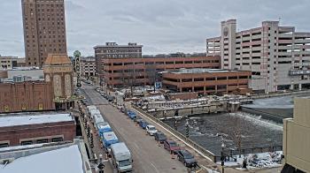 Weather camera view of City of Aurora IL.