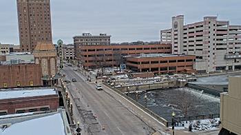 Weather camera view of City of Aurora IL.